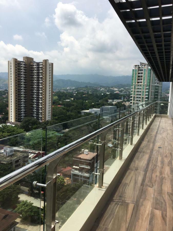 Trillium Residences Condominium Cebu Buitenkant foto